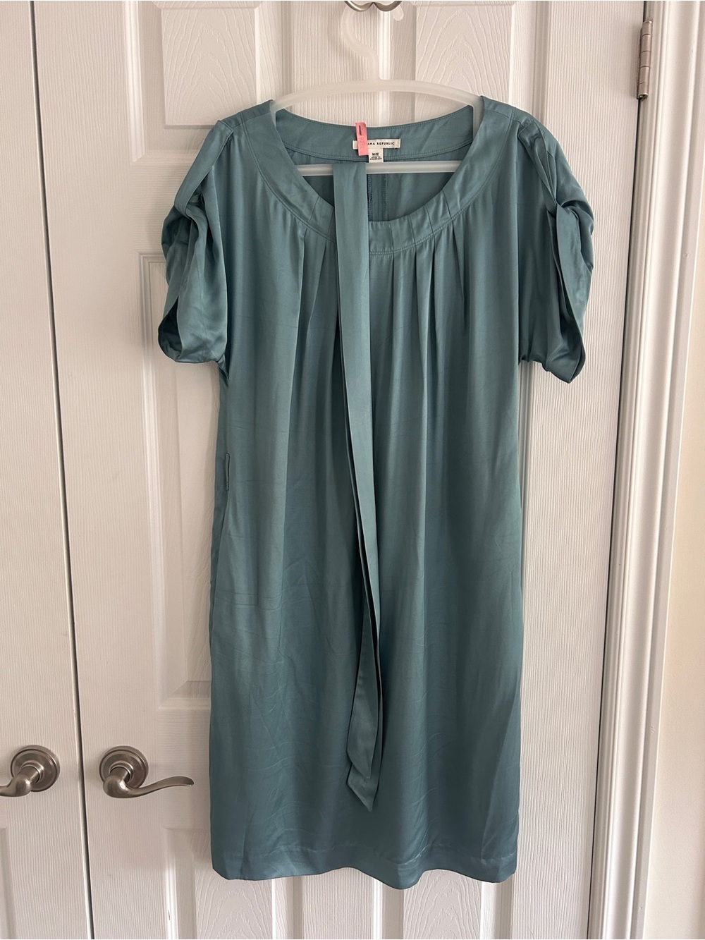Banana Republic Teal Short-Sleeve tunic dress with belt